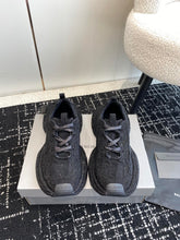 Carregar imagem no visualizador da galeria, Balenciaga 3XL Black Rhinestones