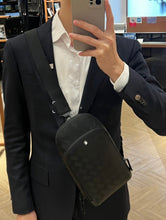 Carregar imagem no visualizador da galeria, Mochila Montblanc