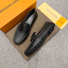 Carregar imagem no visualizador da galeria, Sapato 2 Louis Vuitton