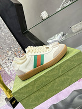 Carregar imagem no visualizador da galeria, Gucci Screener sneaker