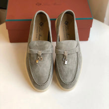 Carregar imagem no visualizador da galeria, Mocassim Loro Piana Summer Cad Grey Suede