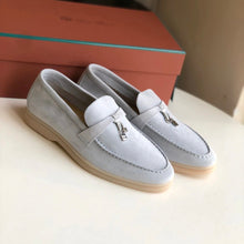 Carregar imagem no visualizador da galeria, Mocassim Loro Piana Cad Summer Ice Blue Suede