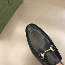 Carregar imagem no visualizador da galeria, Gucci Princetown Slipper Black Leather

