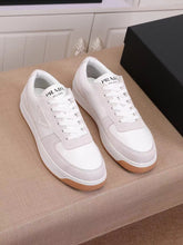 Carregar imagem no visualizador da galeria, Prada Leather Sneakers
