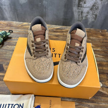Carregar imagem no visualizador da galeria, Air Jordan X Louis Vuitton
