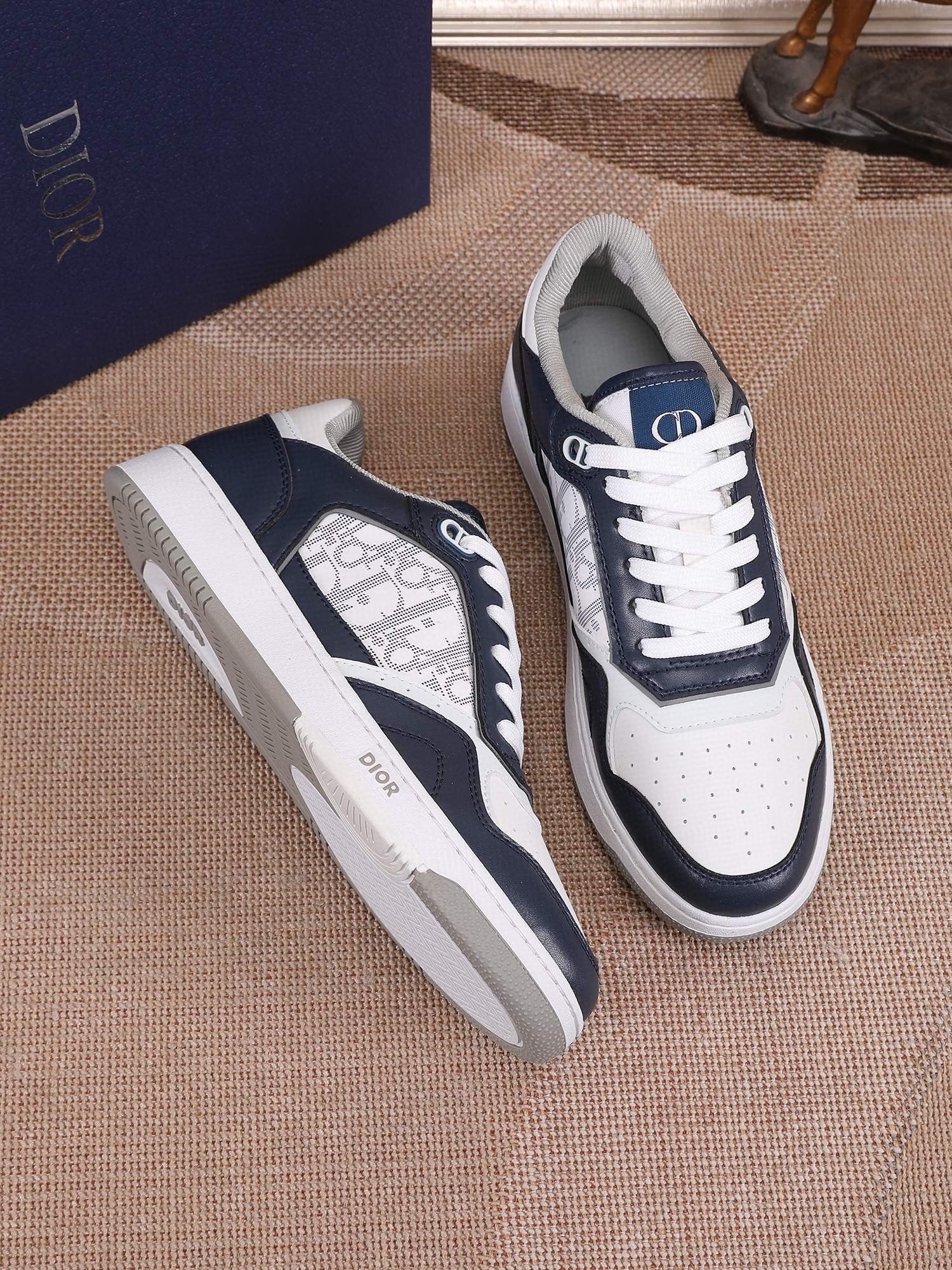 Tênis Christian Dior B27