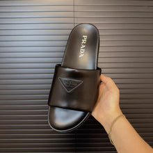 Carregar imagem no visualizador da galeria, Prada Padded Slides Black Nappa Leather

