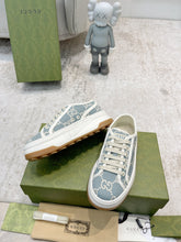 Carregar imagem no visualizador da galeria, Gucci And Ebony GG Canvas Blue
