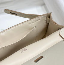 Carregar imagem no visualizador da galeria, Bolsa Hermès Jypsière Mini
