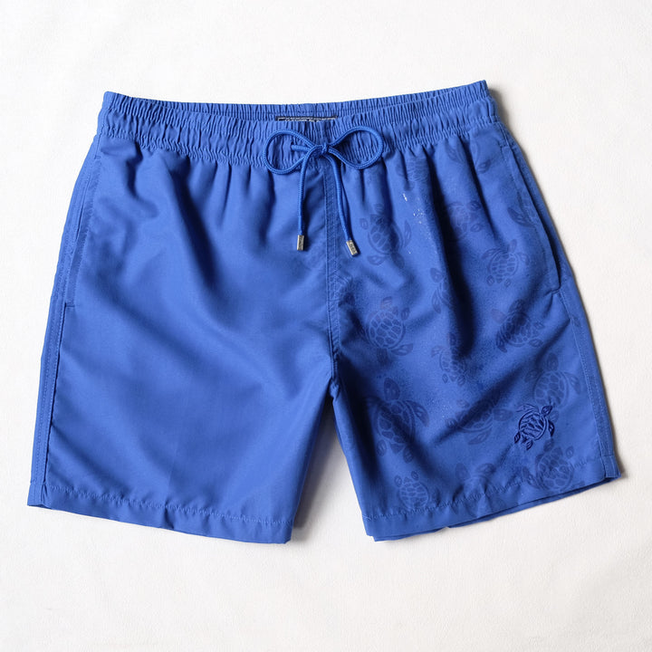 Shorts de Banho Masculino com Estampa Reativa à Água Vilebrequin – Ronde des Tortues Azul