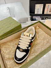 Carregar imagem no visualizador da galeria, Gucci Screnner Black

