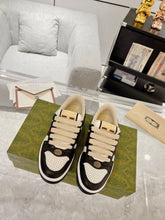 Carregar imagem no visualizador da galeria, Gucci Screnner Black
