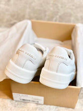 Cargar imagen en el visor de la galería, Golden Goose Ball Star Triple White

