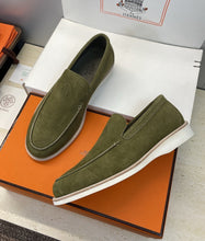Cargar imagen en el visor de la galería, Mocasín Low OLIVE Herm
