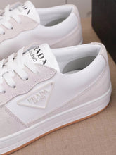 Carregar imagem no visualizador da galeria, Prada Leather Sneakers
