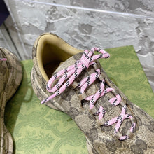 Carregar imagem no visualizador da galeria, Gucci Monogram Run Sneaker
