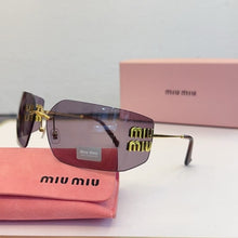 Carregar imagem no visualizador da galeria, Óculos de sol Miu Miu Runway
