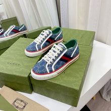 Carregar imagem no visualizador da galeria, Gucci Tennis 1977 GG
