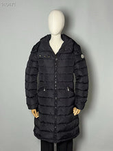 Carregar imagem no visualizador da galeria, Moncler Enfant Casaco Matelassê Com Capuz
