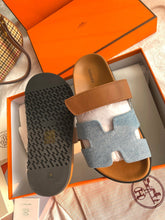 Carregar imagem no visualizador da galeria, Hermes Chypre Sandal Denim
