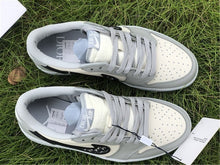 Carregar imagem no visualizador da galeria, Jordan 1 Retro Low Dior
