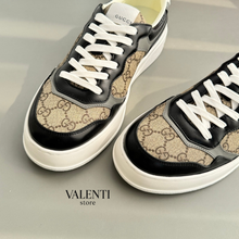 Carregar imagem no visualizador da galeria, Tênis Gucci Chunky Sneaker Preto
