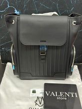Carregar imagem no visualizador da galeria, Mochila Rimowa Preto
