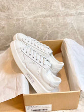 Cargar imagen en el visor de la galería, Golden Goose Ball Star Triple White
