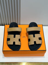 Carregar imagem no visualizador da galeria, Hermes Chypre Sandal Caramelo
