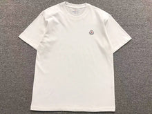 Carregar imagem no visualizador da galeria, T-Shorts Moncler All White
