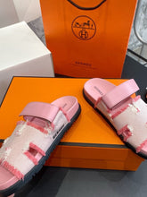 Carregar imagem no visualizador da galeria, Hermes Chypre  Sandal Pink Leather
