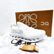 Carregar imagem no visualizador da galeria, LOEWE x On Cloudtilt White
