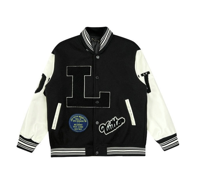 Chaqueta universitaria negra y blanca