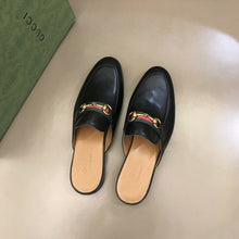 Carregar imagem no visualizador da galeria, Gucci Princetown Slipper GG
