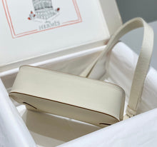 Carregar imagem no visualizador da galeria, Bolsa Hermès Jypsière Mini
