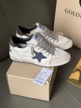 Cargar imagen en el visor de la galería, GOLDEN GOOSE GGDB BALLSTAR
