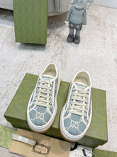 Carregar imagem no visualizador da galeria, Gucci And Ebony GG Canvas Blue
