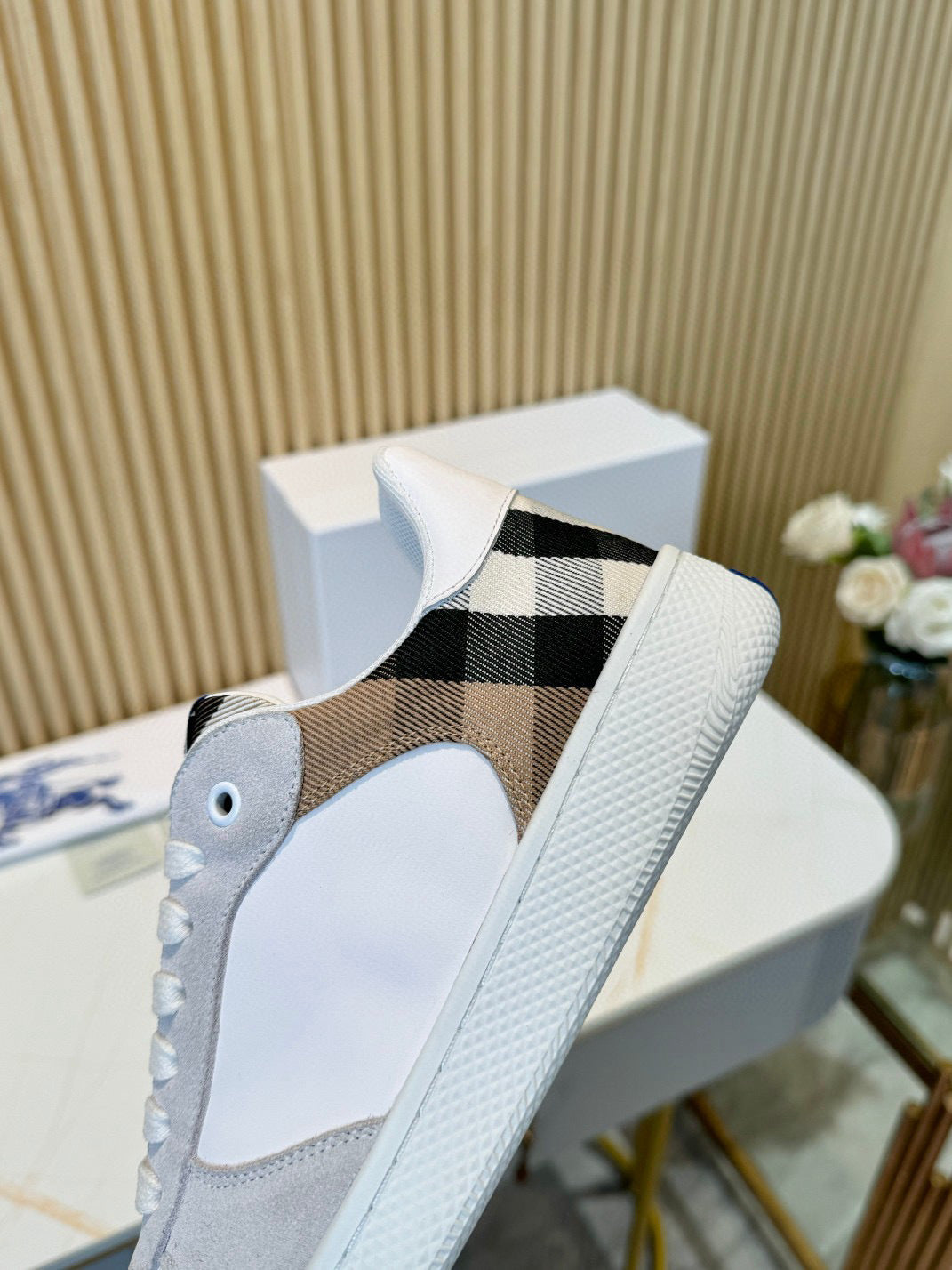 Tênis Burberry Branco