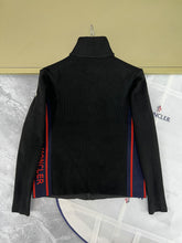 Carregar imagem no visualizador da galeria, Moncler Cardigan

