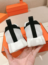 Carregar imagem no visualizador da galeria, Tênis Hermès Branco,Azul,Laranja
