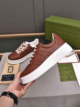 Carregar imagem no visualizador da galeria, Gucci GG Sneaker Brown
