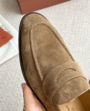 Carregar imagem no visualizador da galeria, Sergio Loafer Loro Piana Camel

