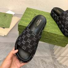 Carregar imagem no visualizador da galeria, Gucci Angelina Platform 55 mm Sandal Black Jacquard Denim
