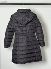 Carregar imagem no visualizador da galeria, Moncler Enfant Casaco Matelassê Com Capuz
