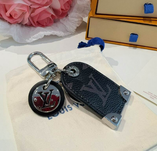 Chaveiro LV Black