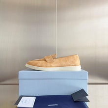 Carregar imagem no visualizador da galeria, Prada Suede Loafers
