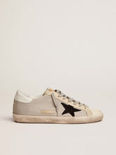 Carregar imagem no visualizador da galeria, Golden Goose Superstar Sneaker Couro Branco e Preto.
