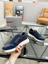 Carregar imagem no visualizador da galeria, PRADA Prax Re-nylon BLUE
