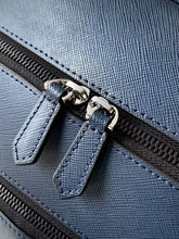 Carregar imagem no visualizador da galeria, Mochila Montblanc Blue
