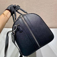 Carregar imagem no visualizador da galeria, Prada Mala Em Couro Saffiano
